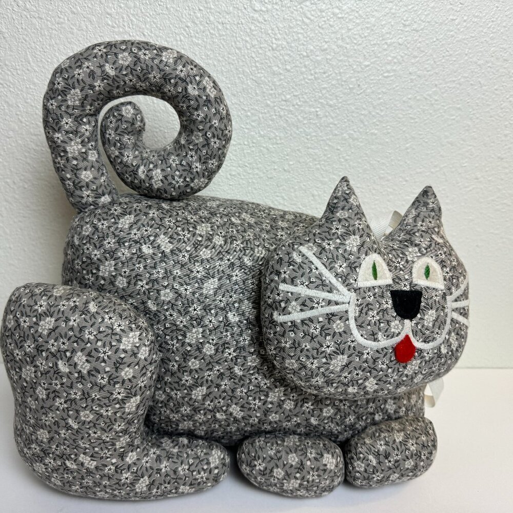 Vintage Hand Crafted Fabric Decorative Cottage Cat Folk Art